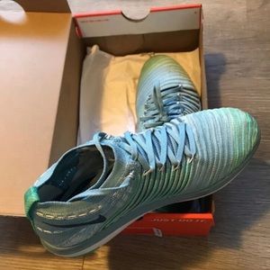 Nike FreeRN Flyknit